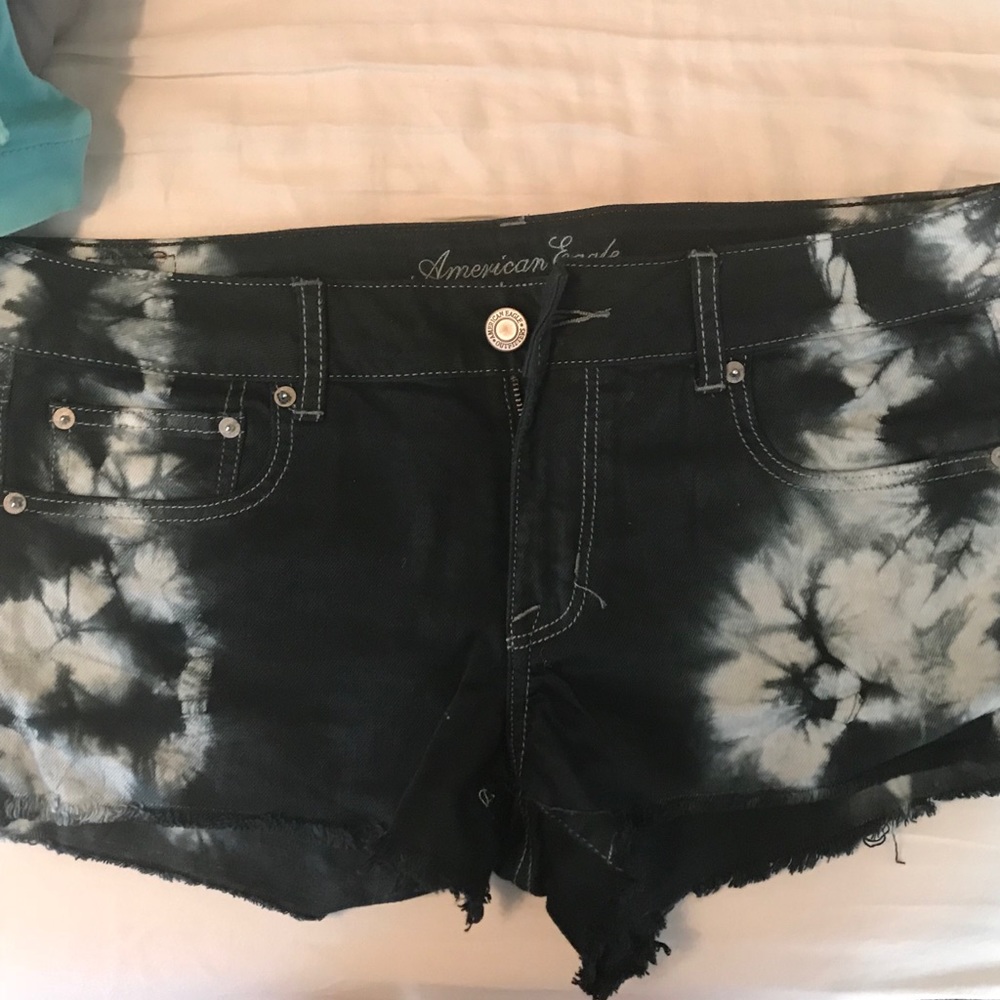 American Eagle Black & White Tie Dye Short